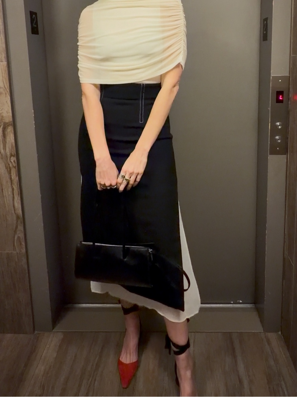 Elegant Navy Midi Pencil Skirt with Cream Hem Accent - Picture 3 of 7